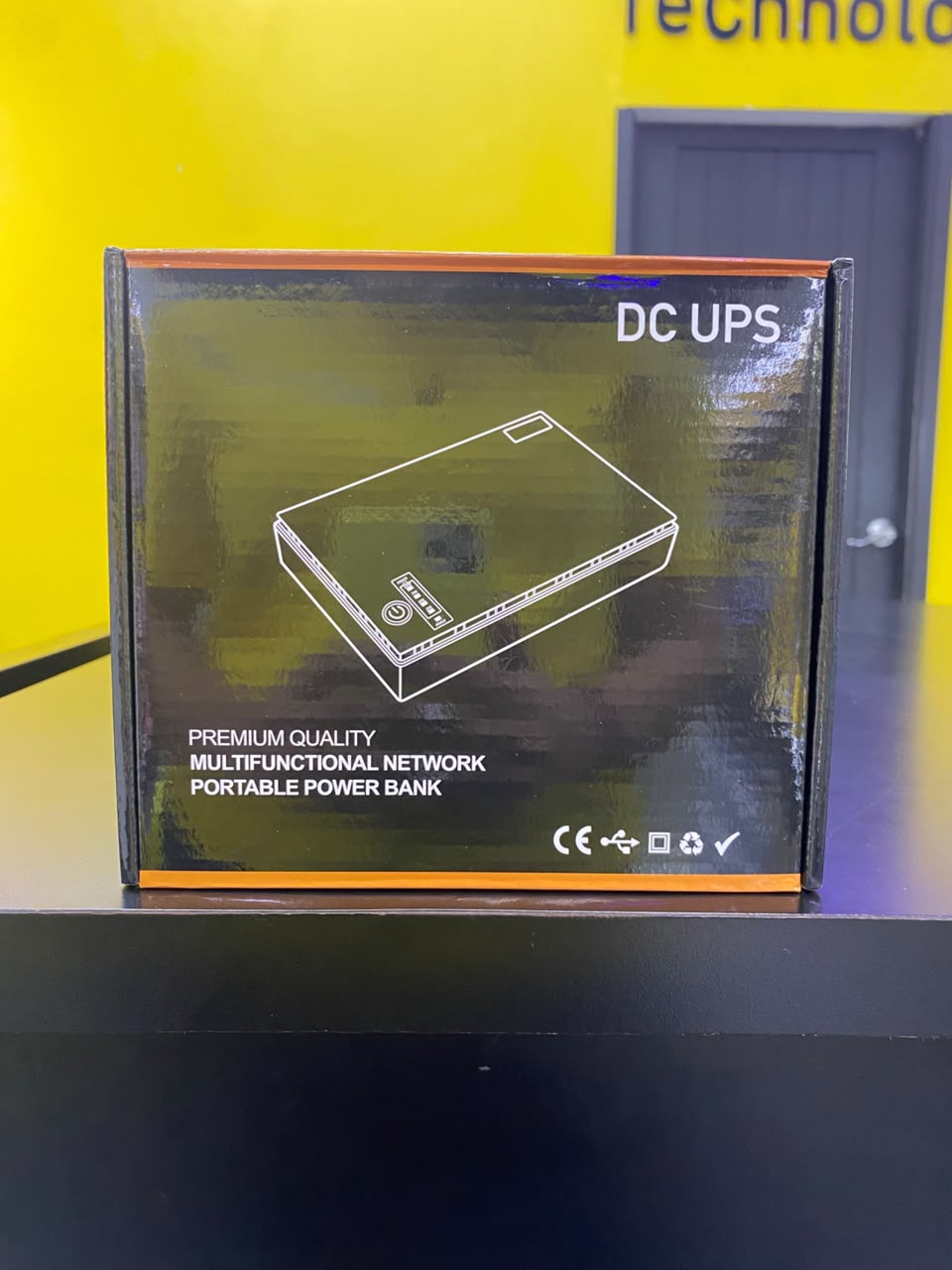 Mini UPS 8800 mAh MOD DC1018L