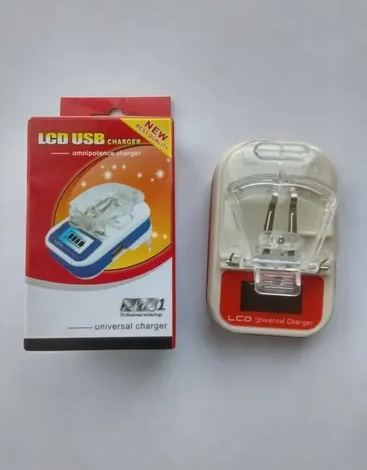 Cargador Universal LCD USB
